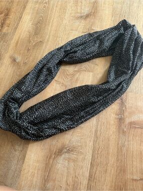 J-Jill 100% Silk Black & White Patterned Infinity Scarf